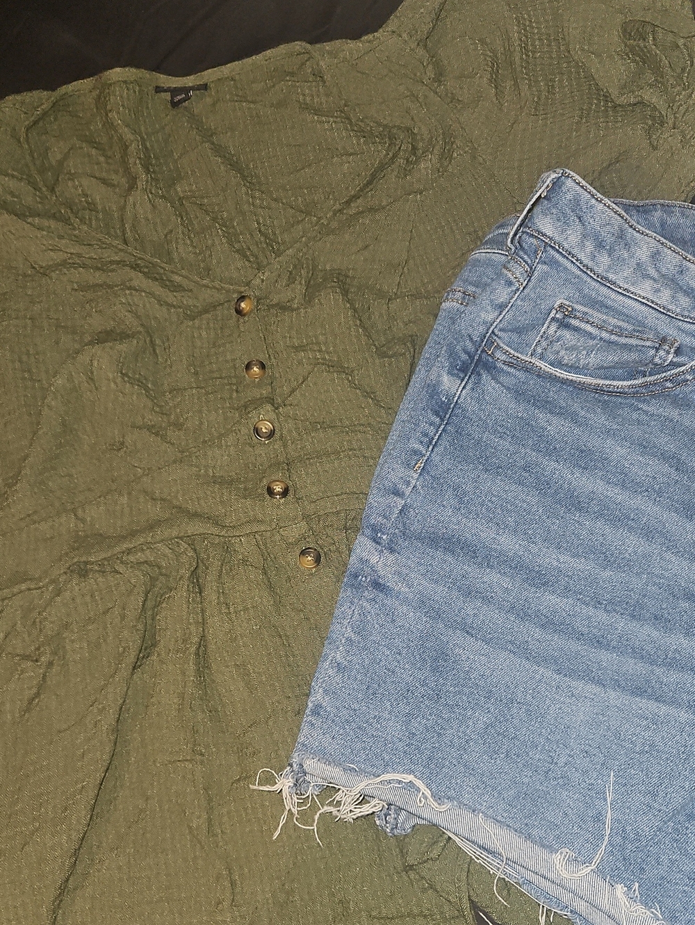 torrid Olive Green Button-Front Peasant Top